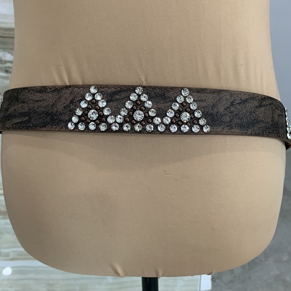 Shyanne New With Tags Brown Leather Belt with Bling Embellishments. Size M/L - Picture 6 of 10